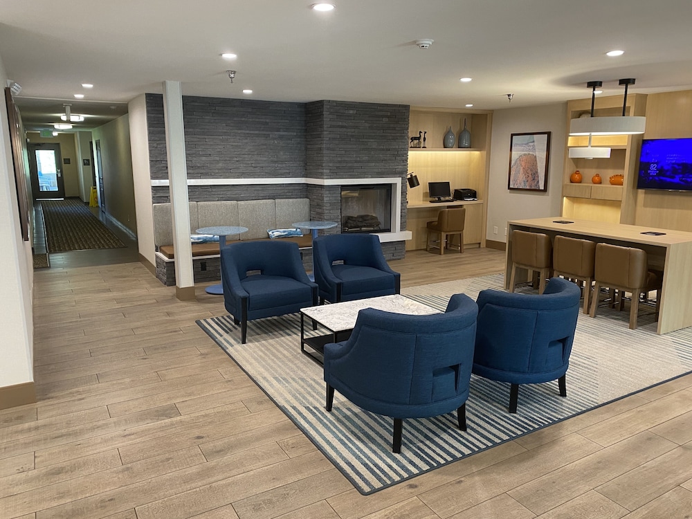Comfort Inn & Suites Carbondale on the Roaring Fork 30/60