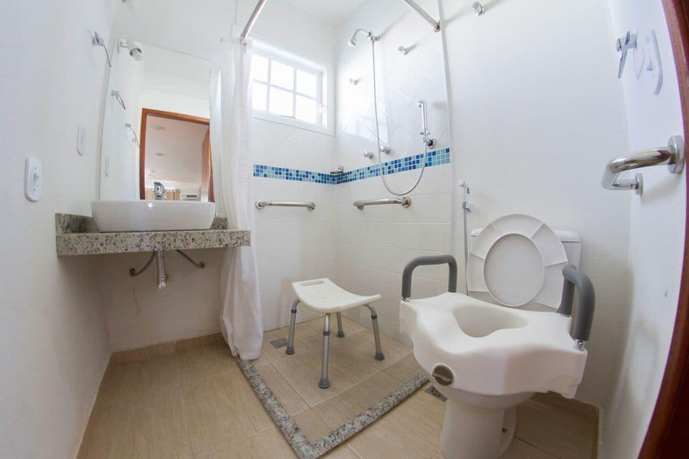 غرفة رباعية بإطلالة على المسبح، Hotel Residencial Portoveleiro 4/4