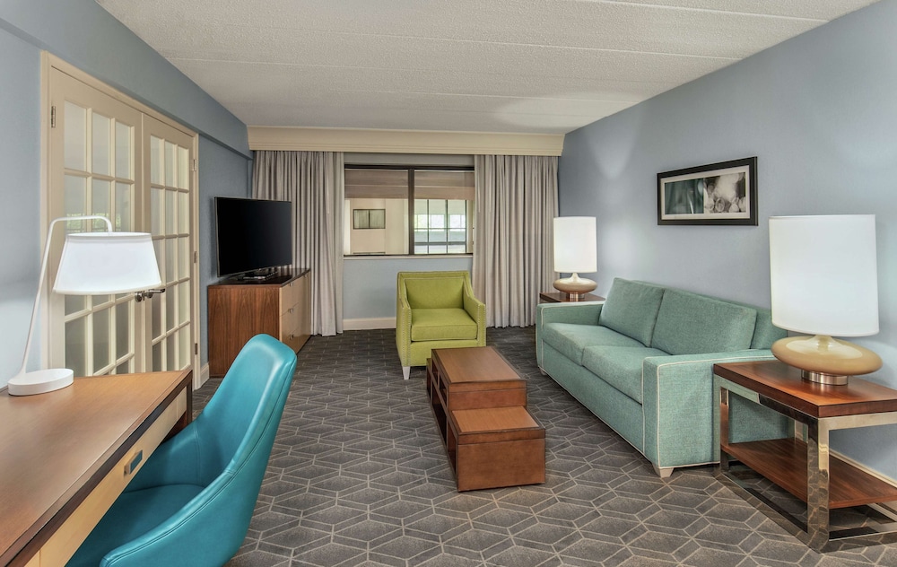 DoubleTree by Hilton Columbia MD 25/47