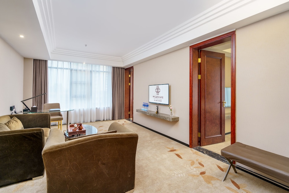 Zhong Tian Mayfair Hotel 44/56