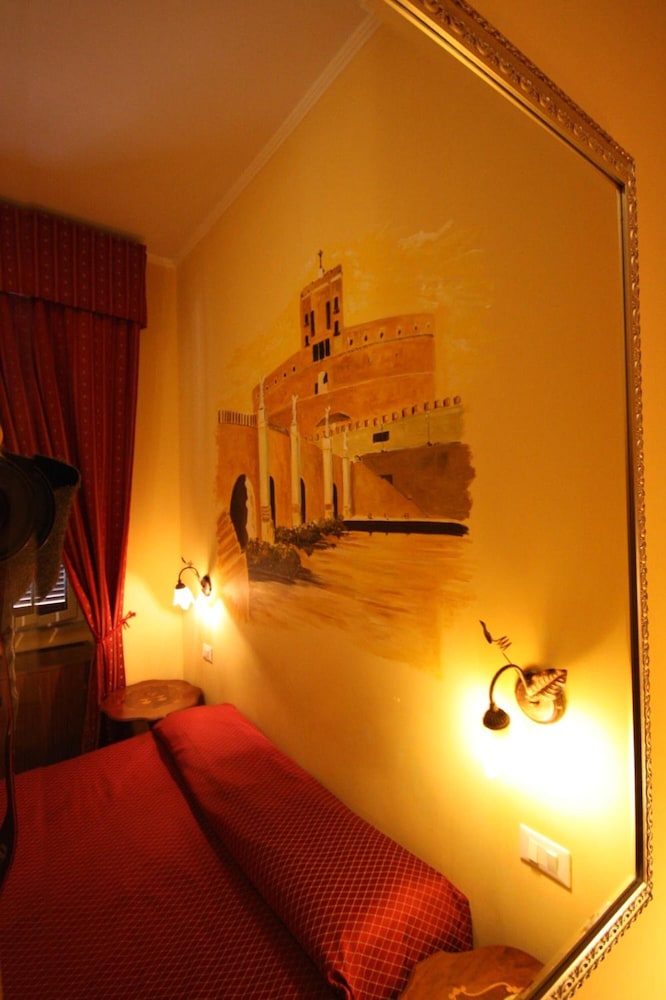 Hotel Cherubini 18/23