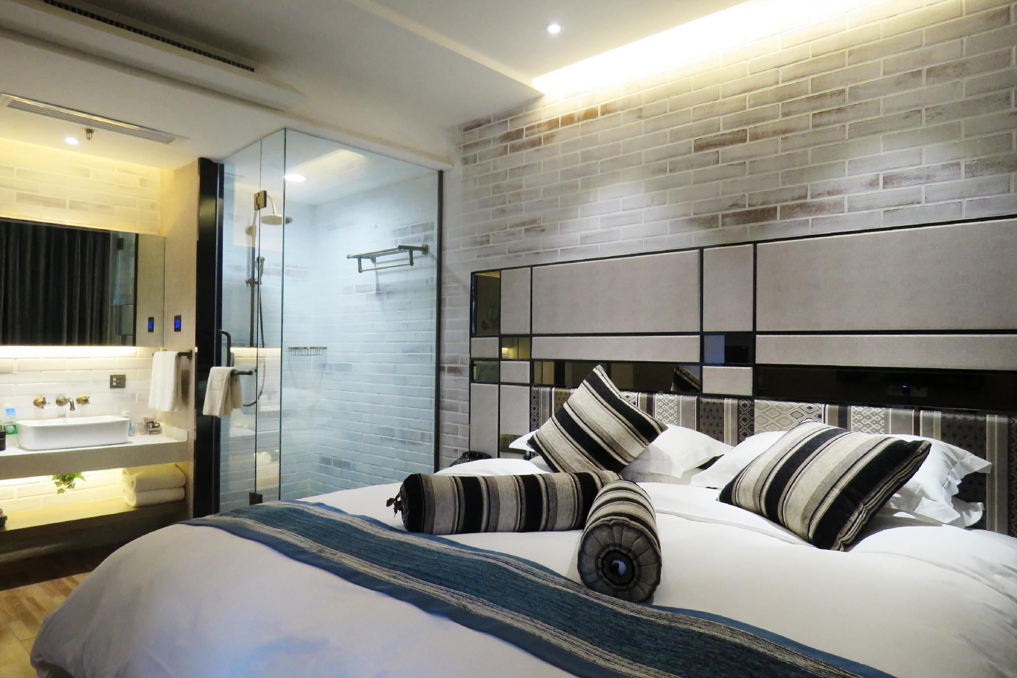 Long March Milaso Hotel 15/33