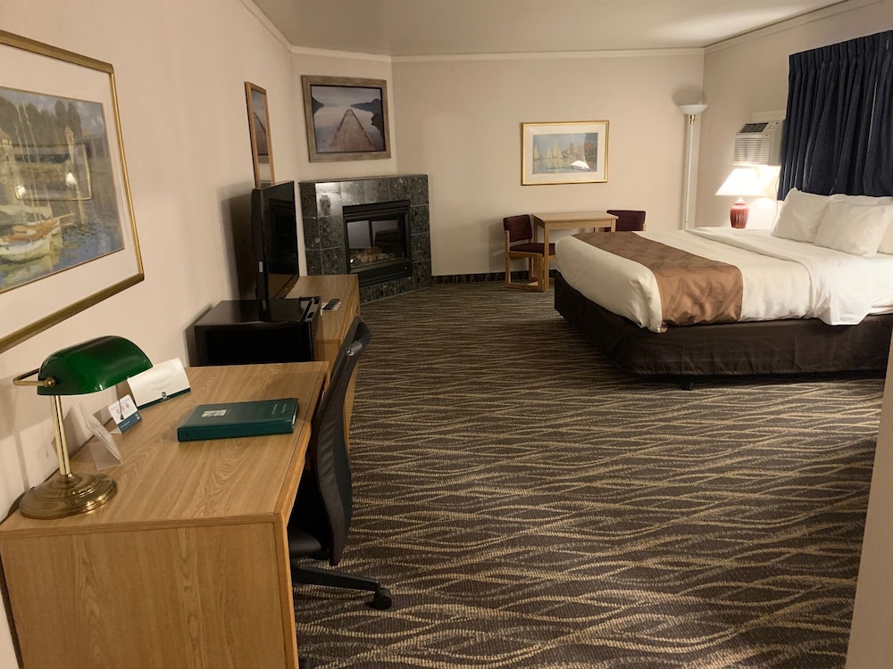 Americas Best Value Inn Sandpoint 19/49