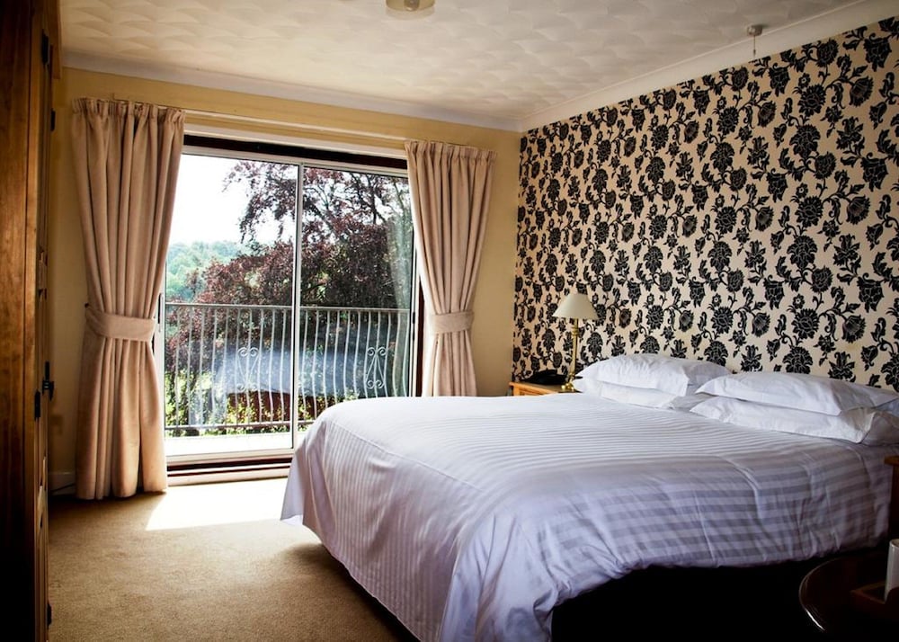 RIVERDALE HALL HOTEL 15/65
