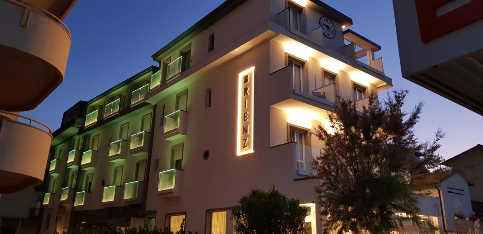 Hotel Brienz 7/50