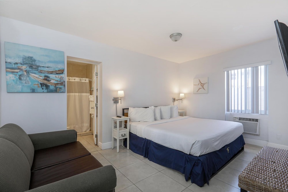 Hollywood Beach Hotels 27/92