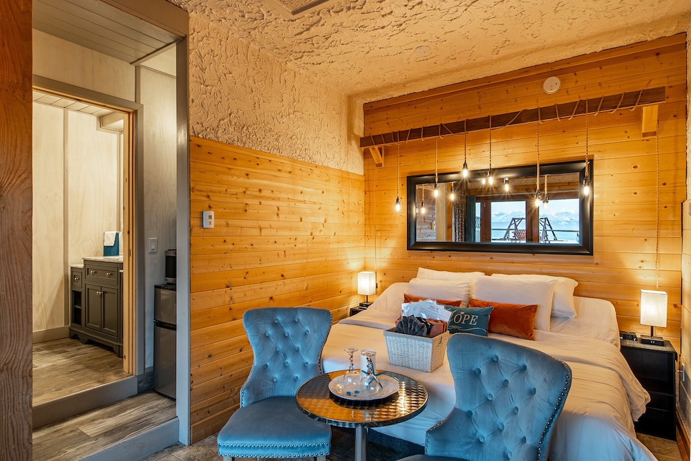 Homer Inn and Spa 30/50