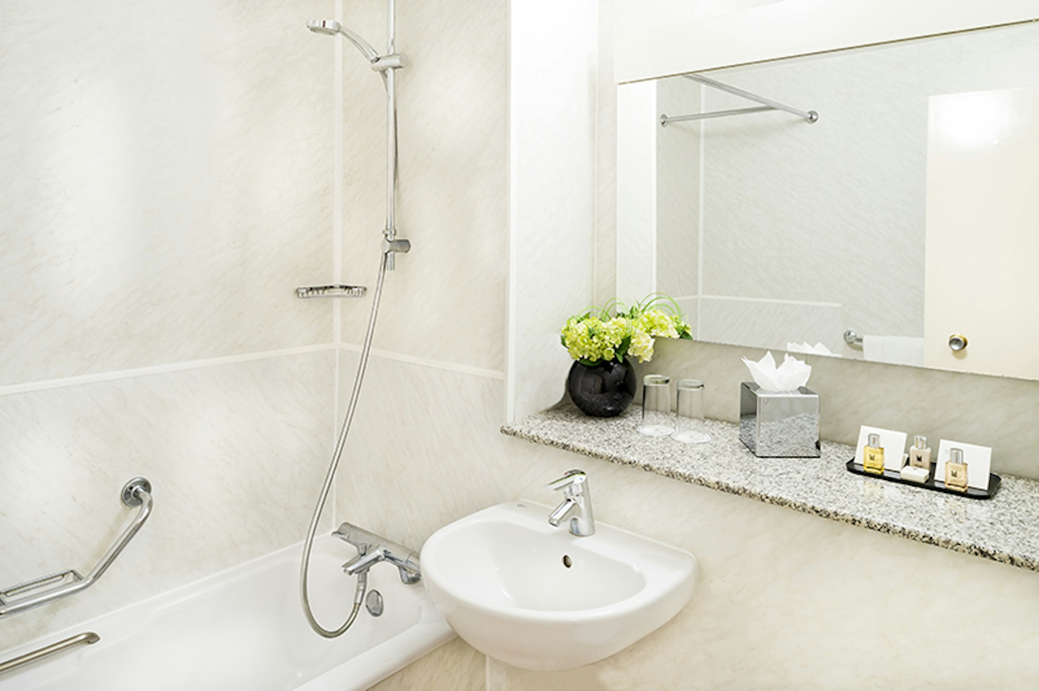 Copthorne Tara Hotel London Kensington 63/65