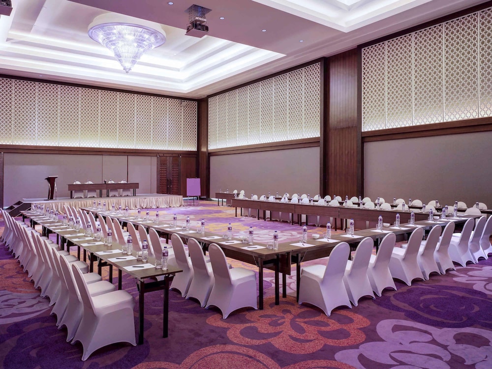 Grand Mercure Bandung Setiabudi 65/71