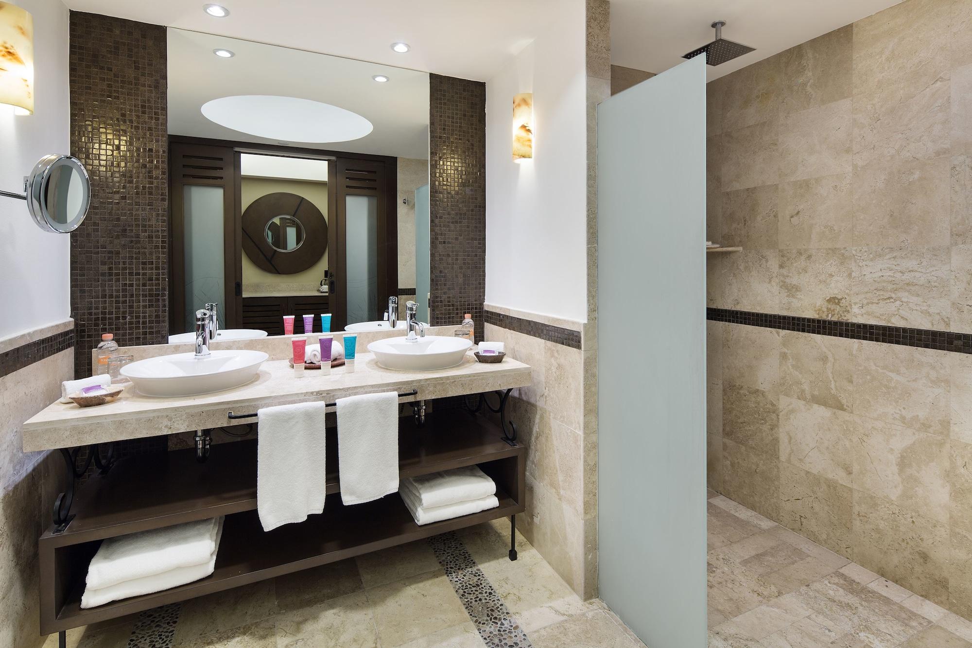 Club, King Bed, Ocean Front، Hyatt Ziva Los Cabos All Inclusive Experience 2/2