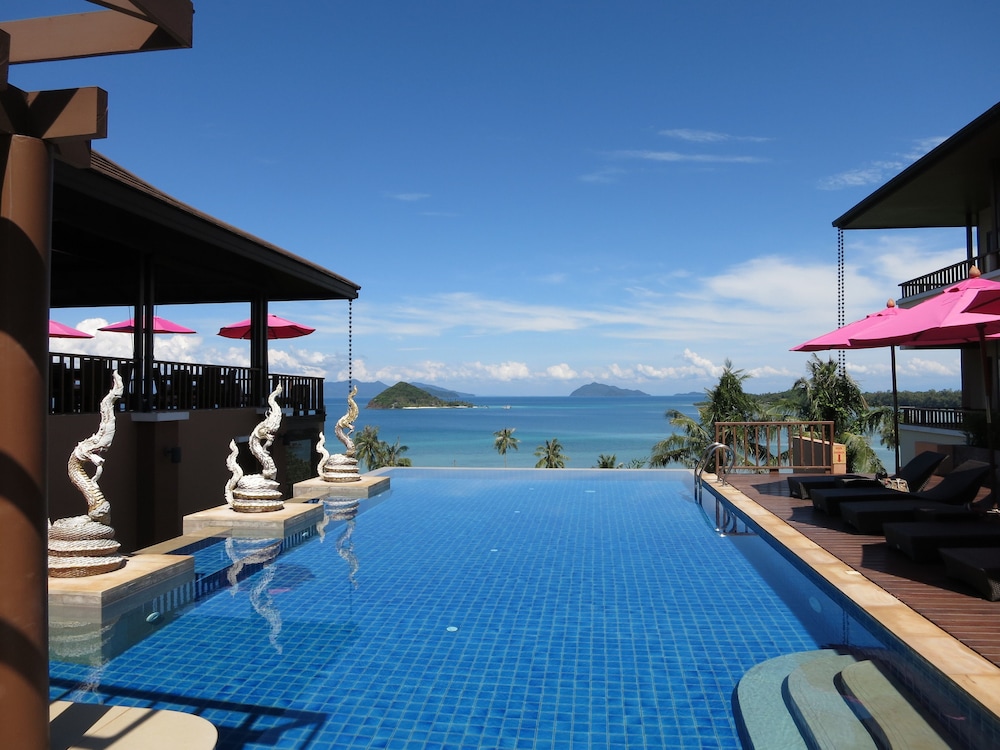 Islanda Resort Hotel 8/63