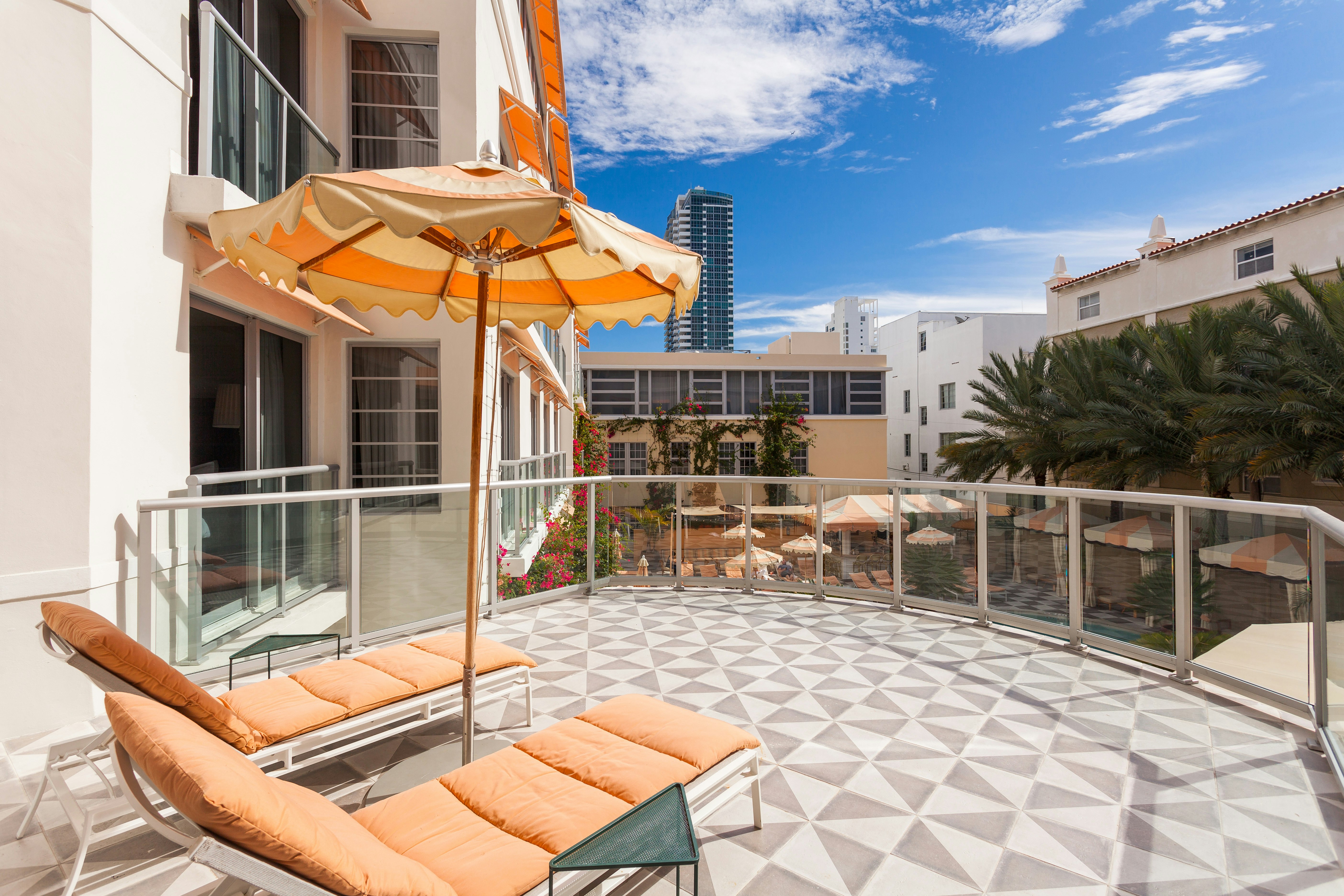 The Plymouth Hotel South Beach 6/50