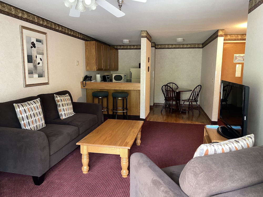 Friday Harbor Suites 22/31