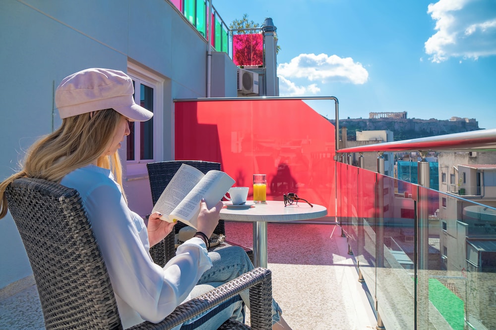 Attalos Hotel 40/48