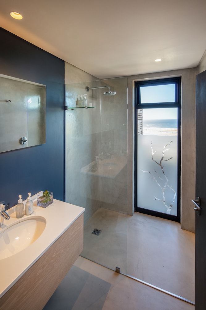 Sky Villa Boutique Hotel 47/50