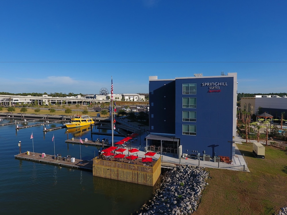 SpringHill Suites Orange Beach at The Wharf 64/66