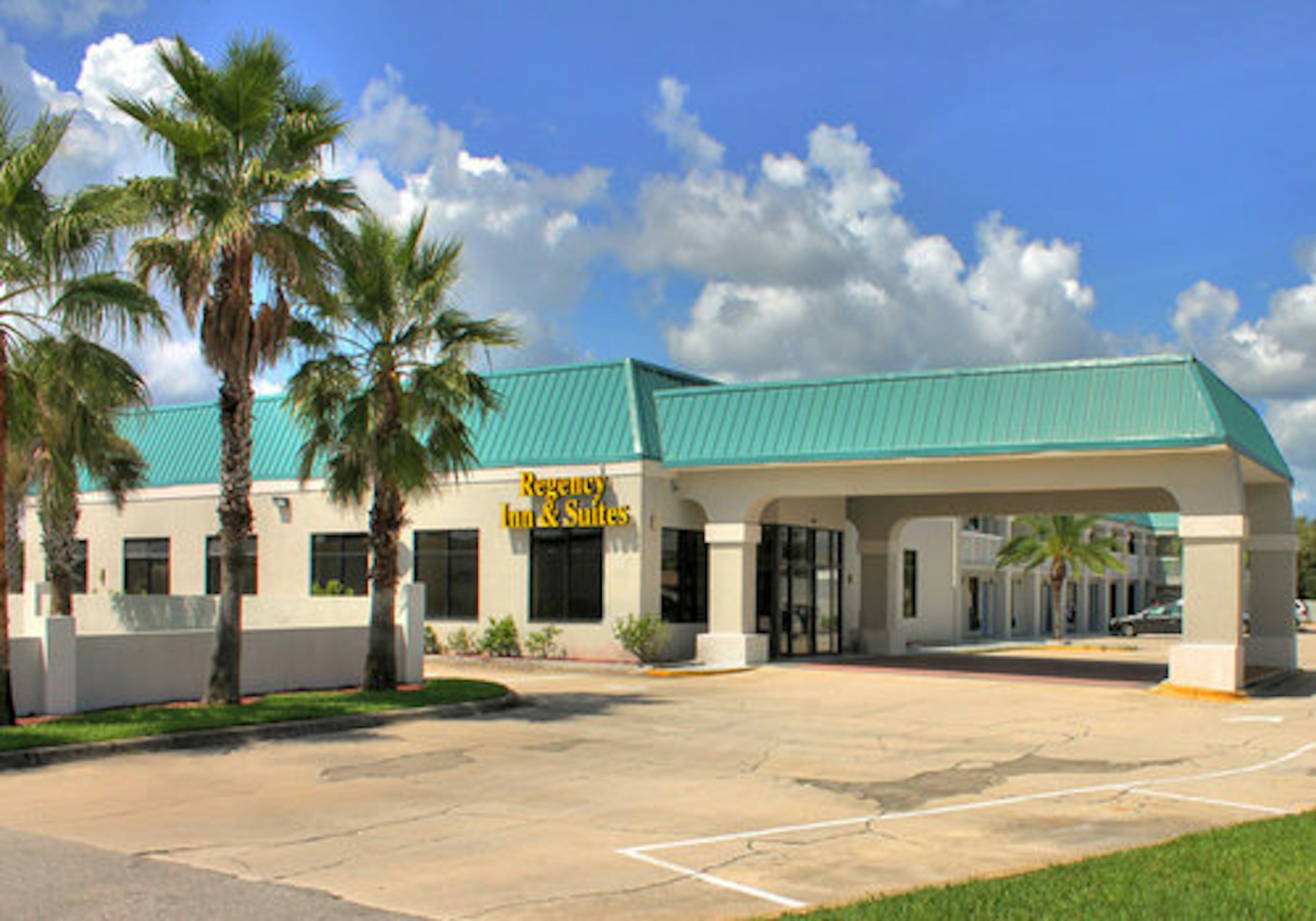 Regency Inn &amp; Suites 4/26