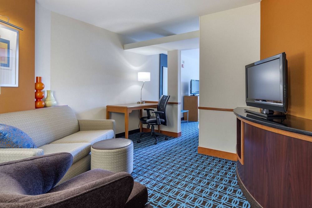 Fairfield Inn Suites Hooksett 32/50