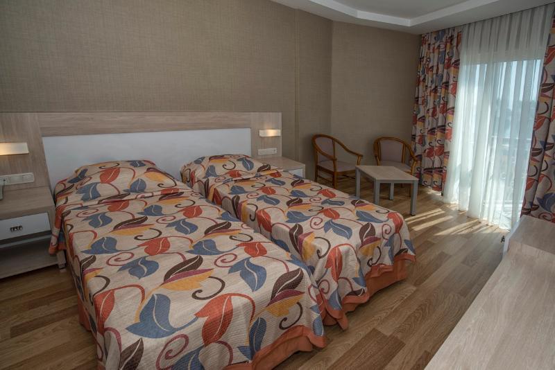 Standard, Single, Double Bed, Side Sea View