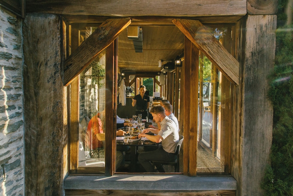 Millbrook Resort 6/50