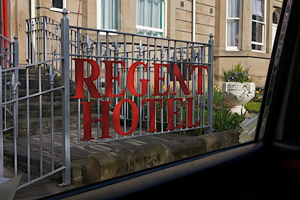 Regent Hotel 2/42