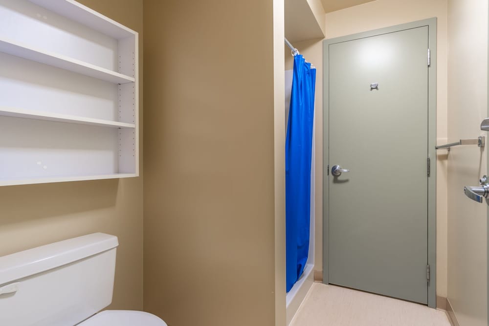 Vancouver Island University Residences 9/39
