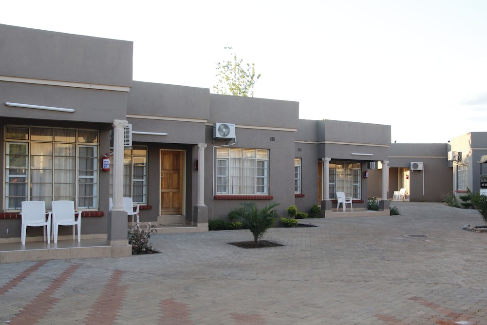 Asante Apartments 33/42