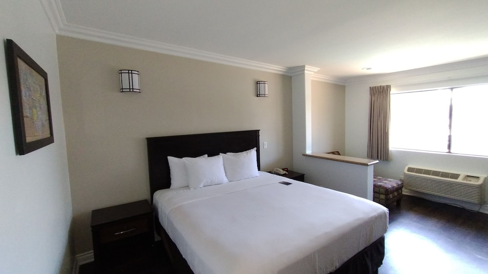 Baymont by Wyndham Ontario 9/31