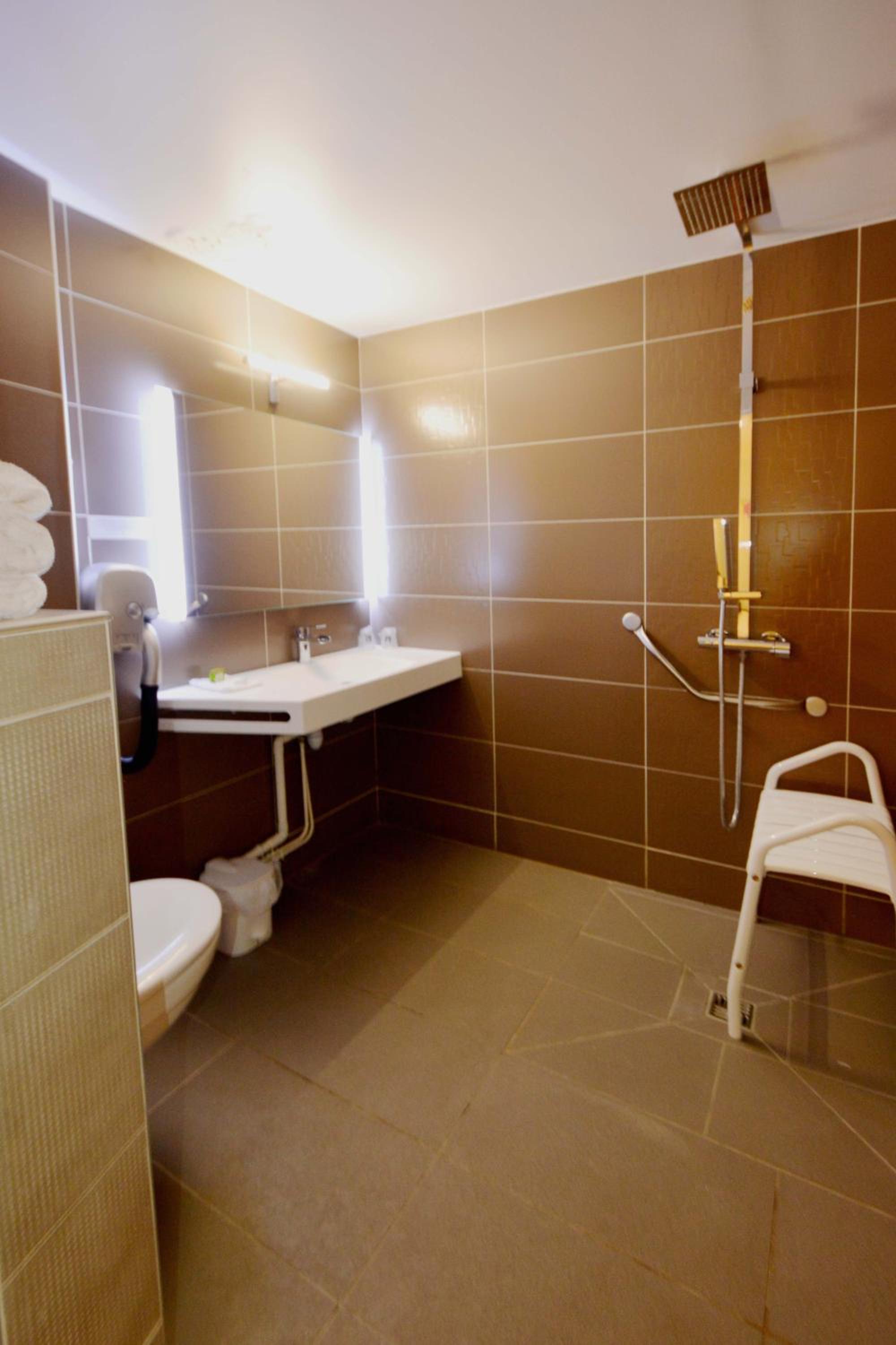 Logis Hotel des Lacs 50/50