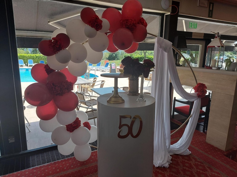 Globales Post Hotel Wellness 50/72