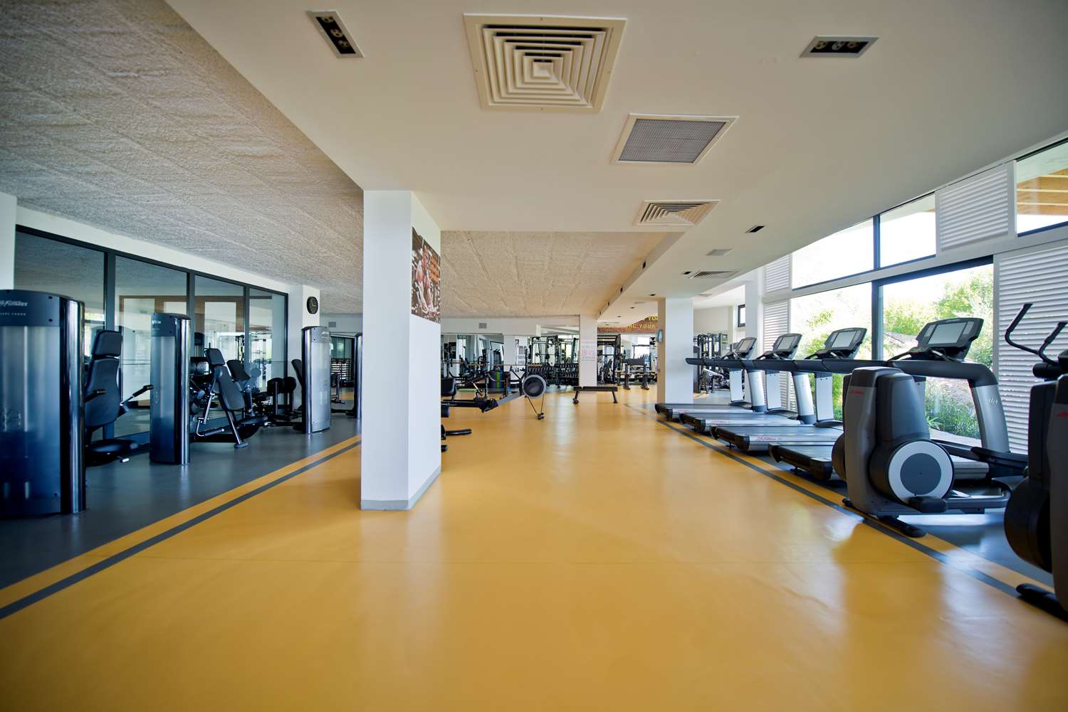 Ramada Resort by Wyndham Bodrum 13/45