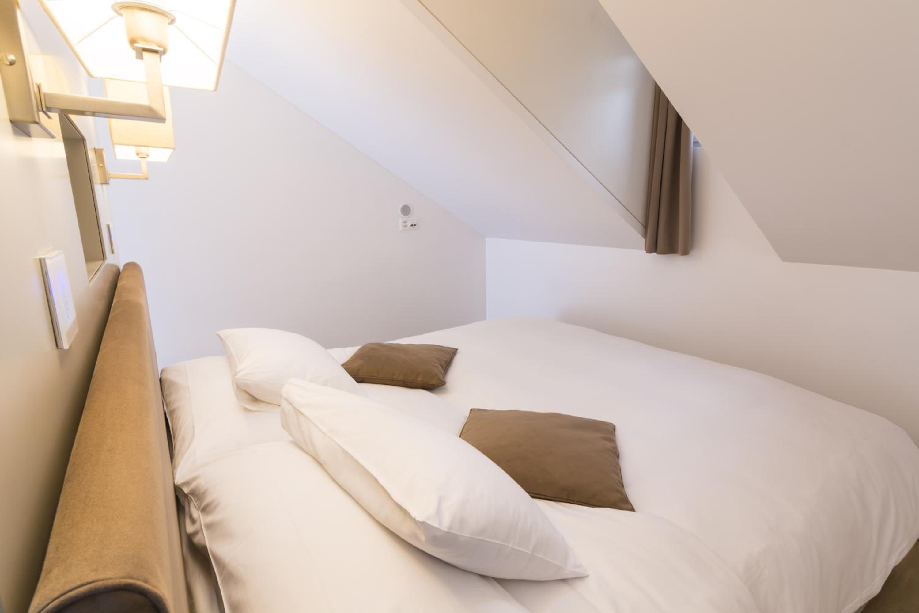 1 Bedroom, Apartment, Sofa
