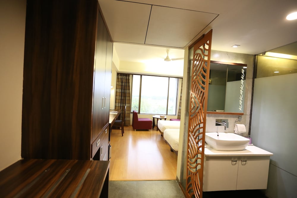SILVER CLOUD HOTEL 71/71