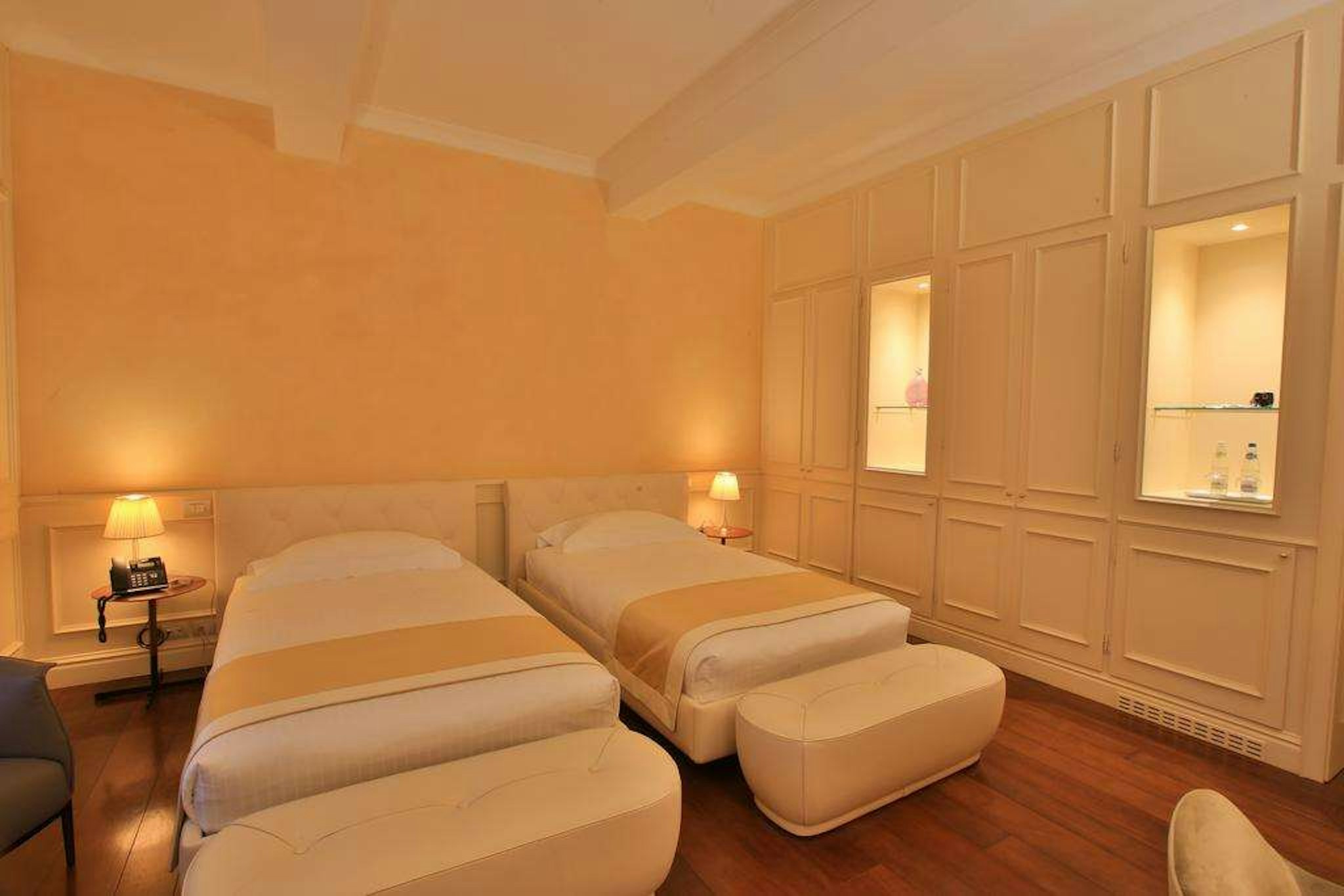 Hotel Rua Frati 48 in San Francesco 18/50