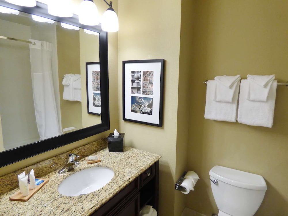 Country Inn & Suites by Radisson, Port Orange-Daytona, FL 12/40