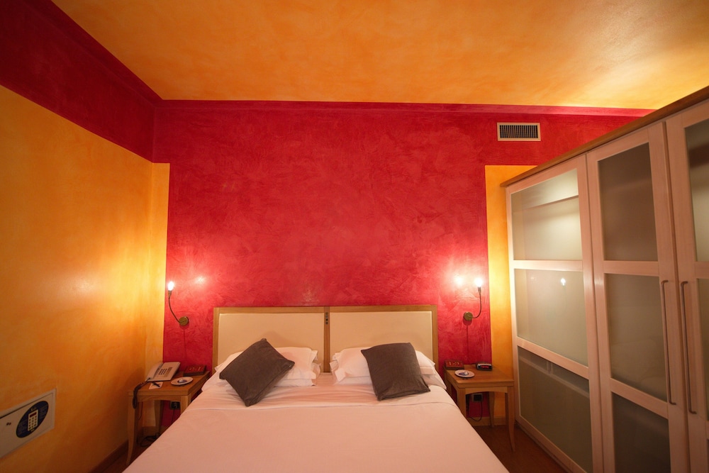 Hotel Firenze (ex Best Western) 45/65