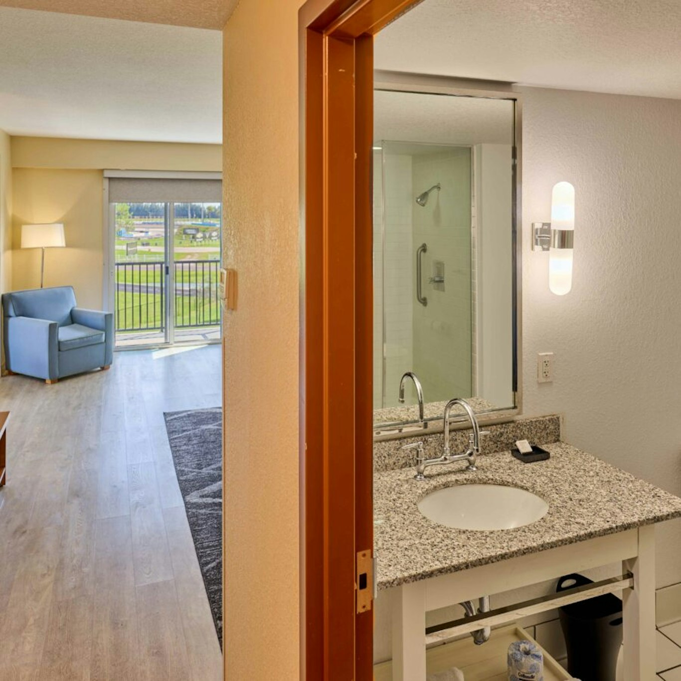 Chateau Elan Hotel and Conference Center 42/46