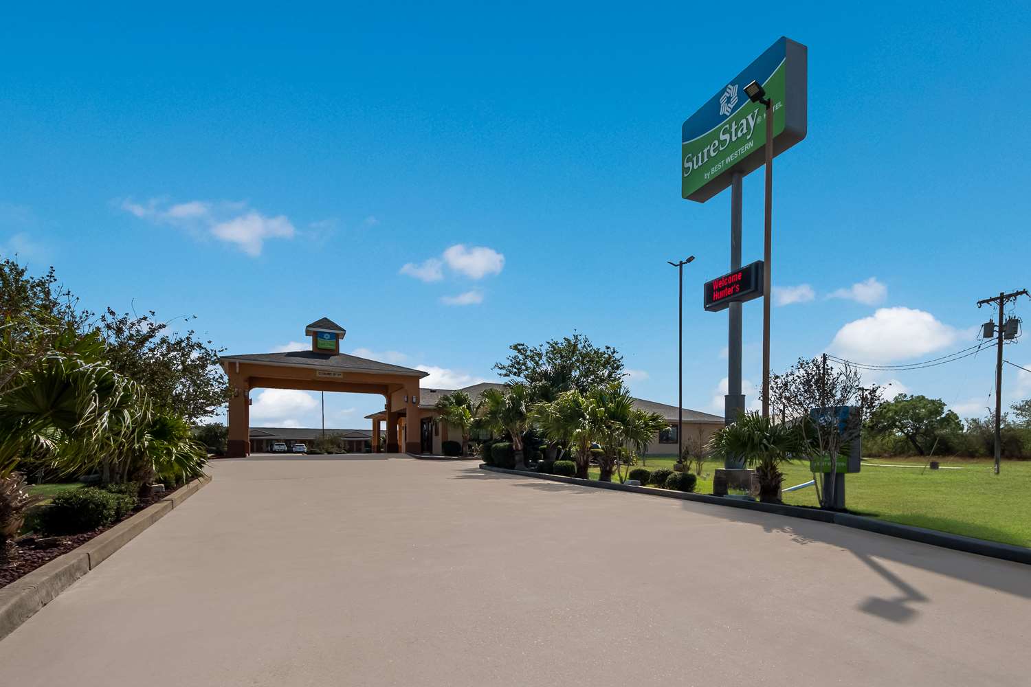 SureStay Hotel by Best Western Falfurrias 13/14