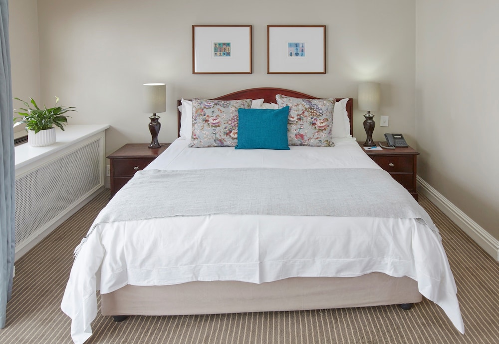 The Bantry Aparthotel by Totalstay 17/79