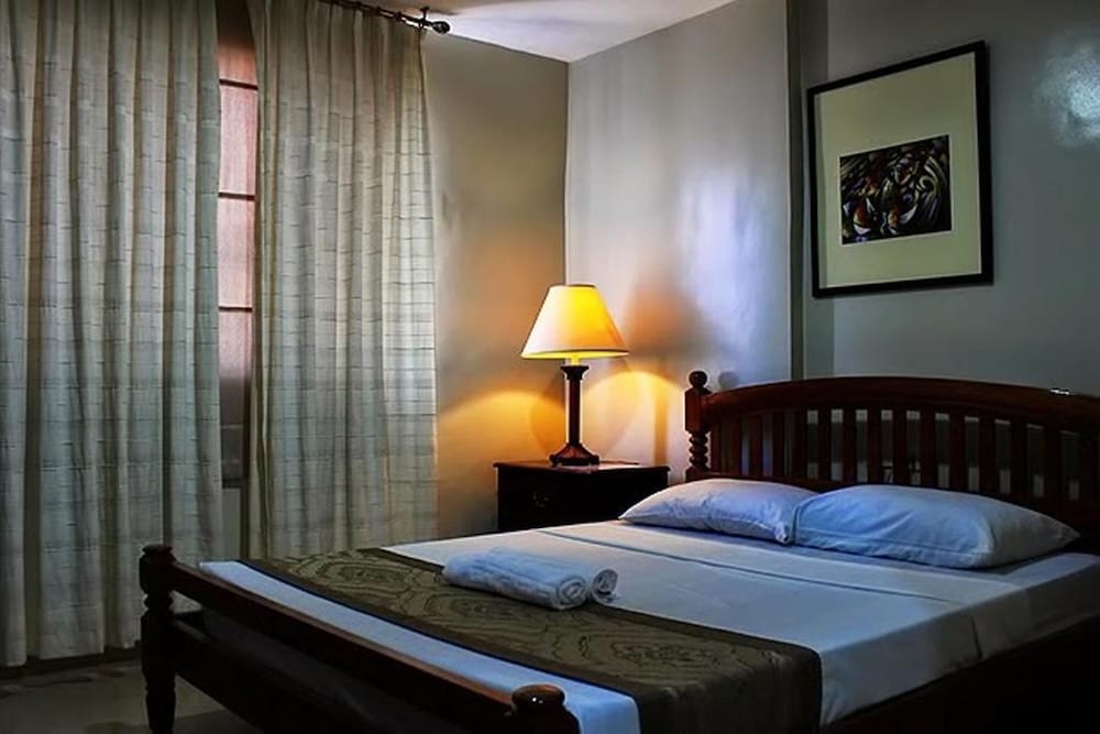Metro Vigan Inn 51/70