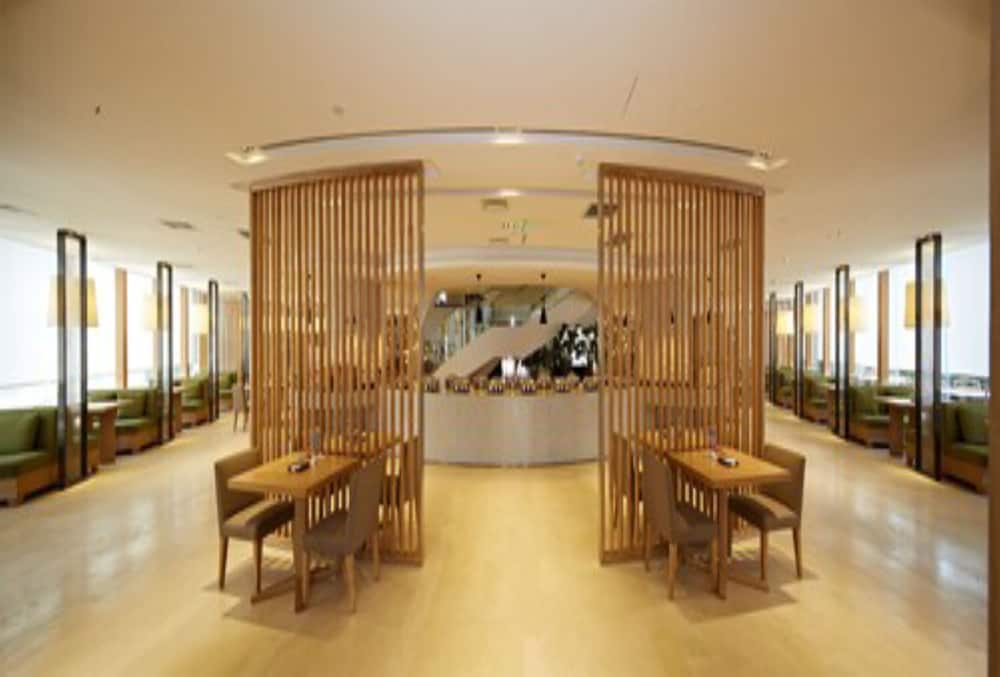 Hilton Garden Inn Shenzhen Dameisha 16/80