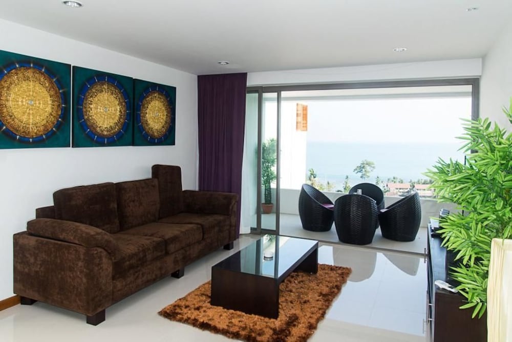 Tropical Sea View Residence 38/60