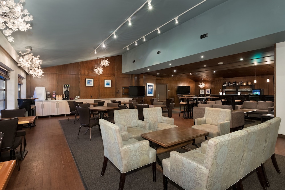 Listel Whistler Hotel 54/62