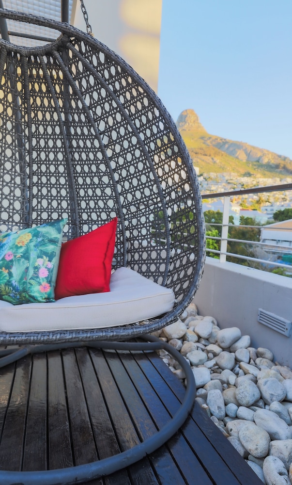 Atlantic Affair Boutique Hotel 6/68