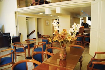 Ephira Hotel 45/56