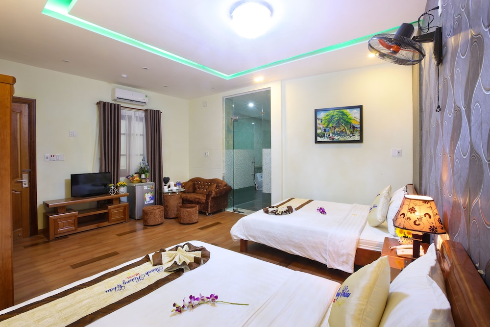 Thanh Hoang Chau Hotel 17/40