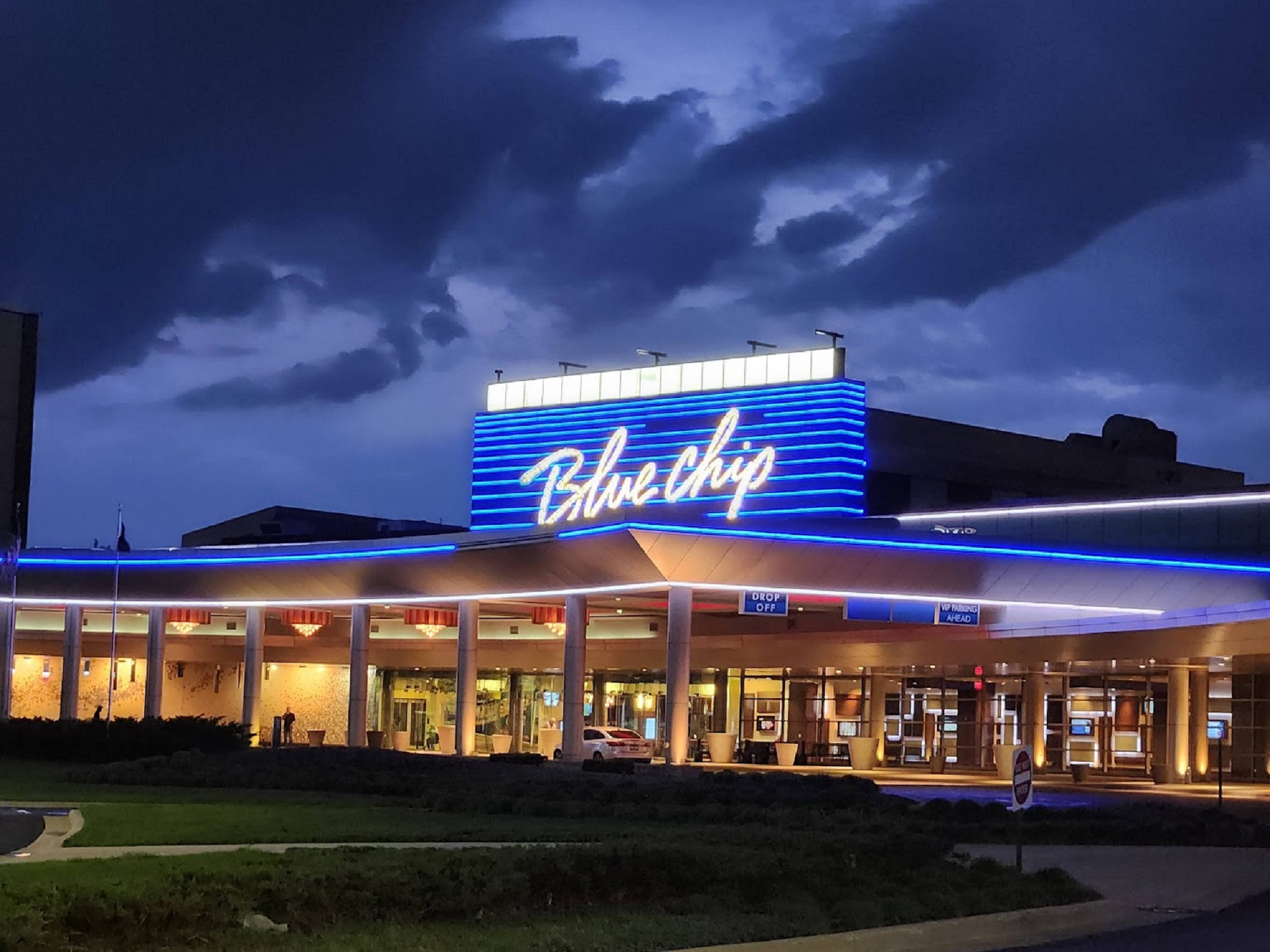 Holiday Inn Express Suites La Porte 2/44