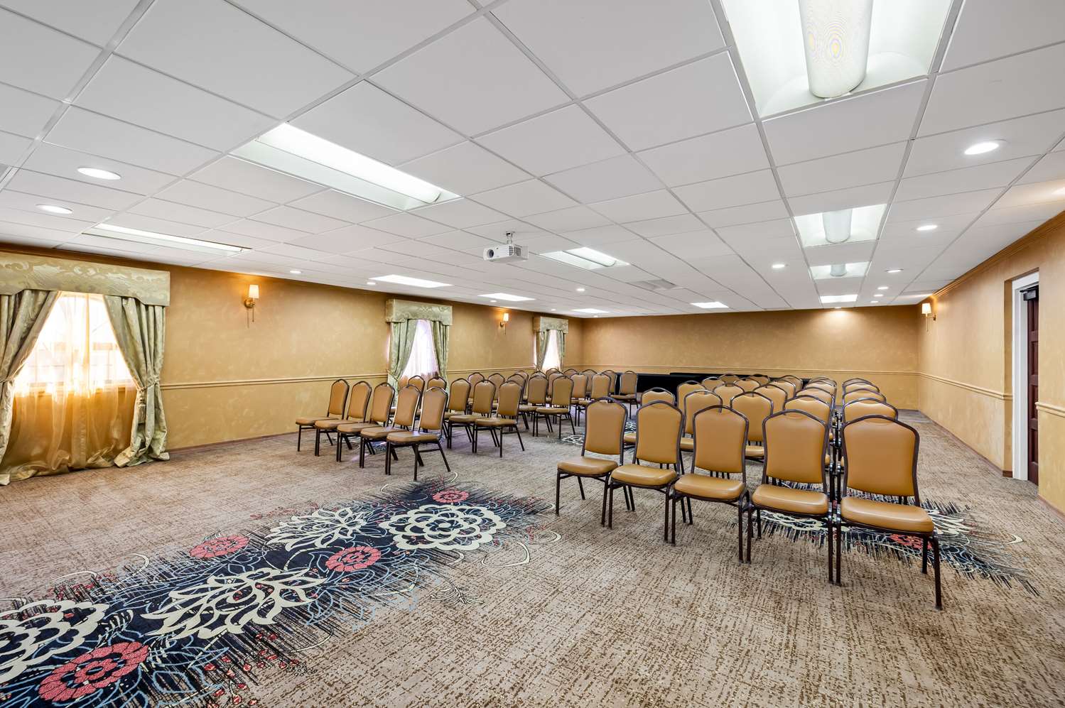 Clarion Inn Sierra Vista near Ft Huachuca 37/42