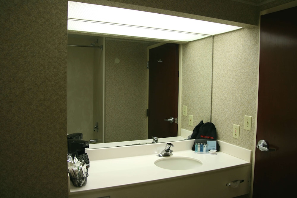 Hampton Inn Stroudsburg Poconos 12/45