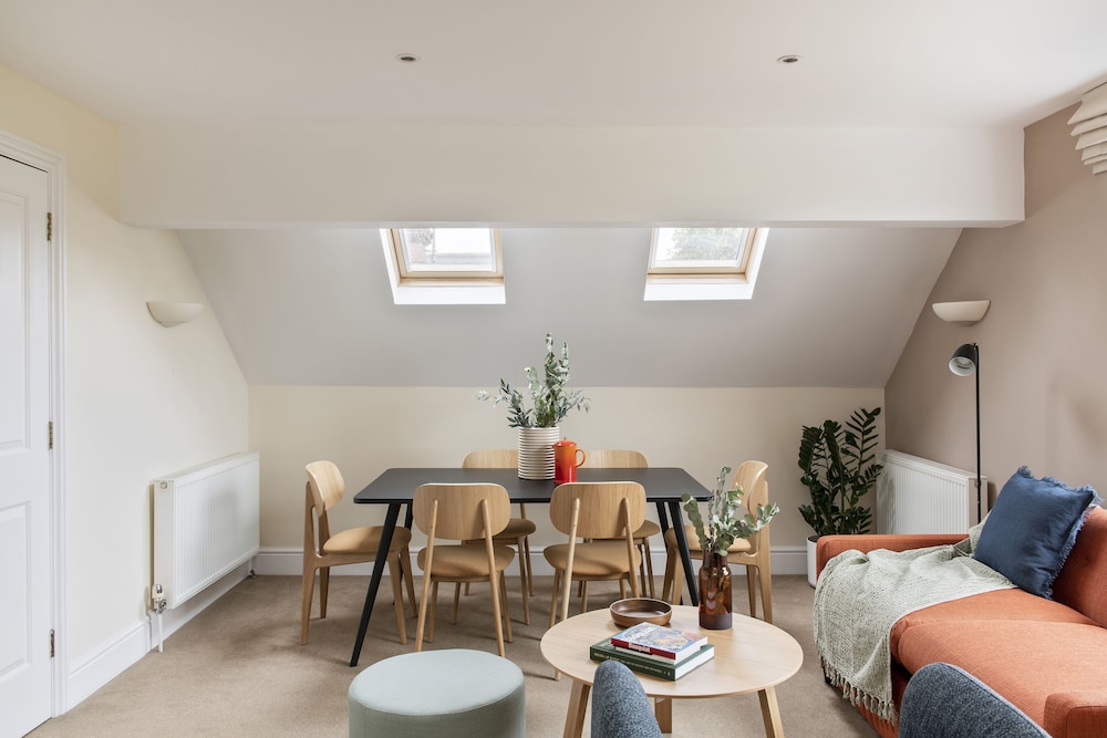 SACO Reading - Castle Crescent 49/64